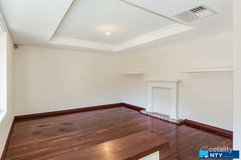 Property photo of 6B Kuri Green Ballajura WA 6066