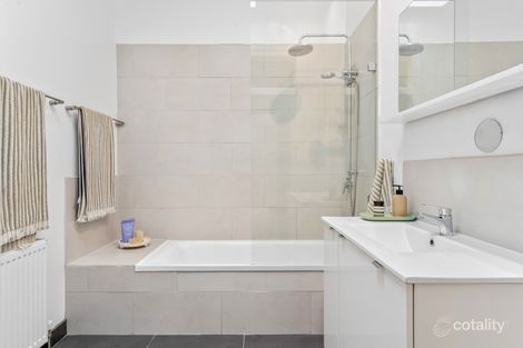 Property photo of 77 Hamilton Street Gisborne VIC 3437