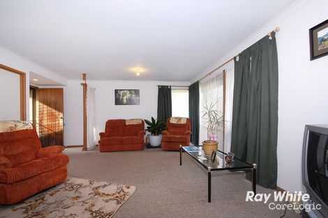 Property photo of 4 Kara Walk Cranbourne VIC 3977
