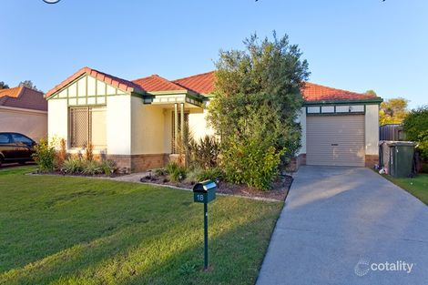 18 School Rd, Wynnum West, QLD 4178