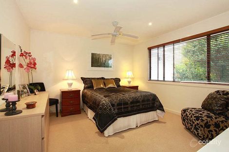 Property photo of 2/3 Ashton Street Labrador QLD 4215