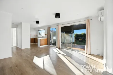 Property photo of 28 Weld Street Beaconsfield TAS 7270