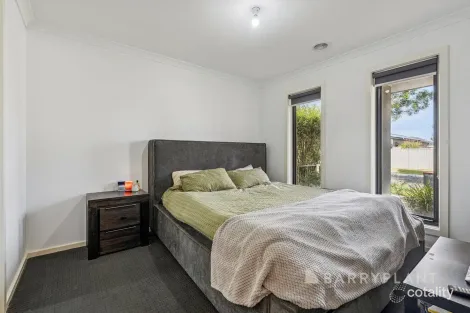 Property photo of 5 Cinnabar Way Cobblebank VIC 3338