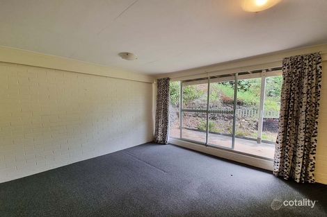 Property photo of 4 Lanark Street Kenmore QLD 4069