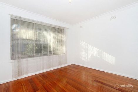 Property photo of 2/17 Daventry Street Reservoir VIC 3073
