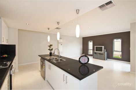 4a Caswell Dr, Hallett Cove, SA 5158