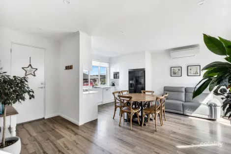 Property photo of 62 Wycombe Drive Mount Barker SA 5251