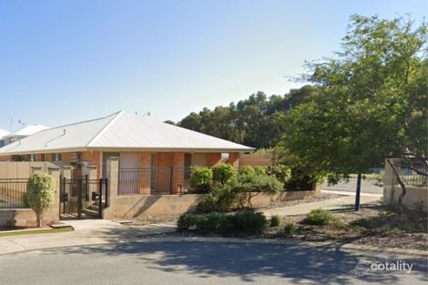 17 Cheney Loop, Secret Harbour, WA 6173