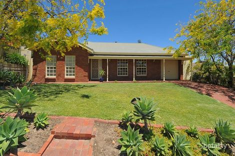 23 Fairhill St, Hallett Cove, SA 5158