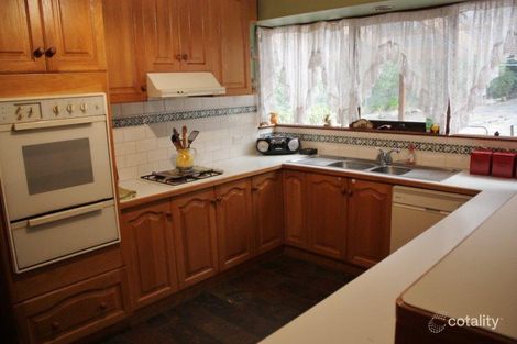 Property photo of 10 Johnson Court Kilmore VIC 3764