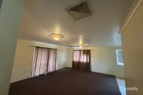 1/46 Shannon Dr, Moranbah, QLD 4744