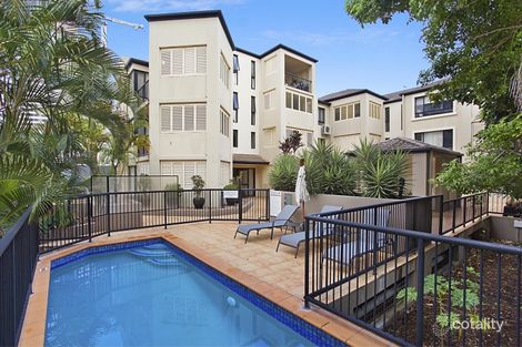 Property photo of 4/4 Acacia Avenue Surfers Paradise QLD 4217