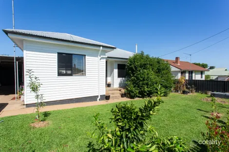 11 Macassar St, Cowra, NSW 2794