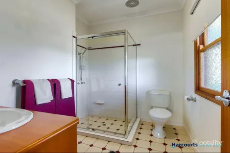 Property photo of 18 Thackeray Street Norman Park QLD 4170