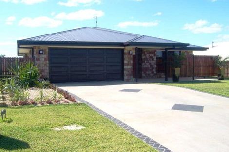 9 Barron Ct, Moranbah, QLD 4744