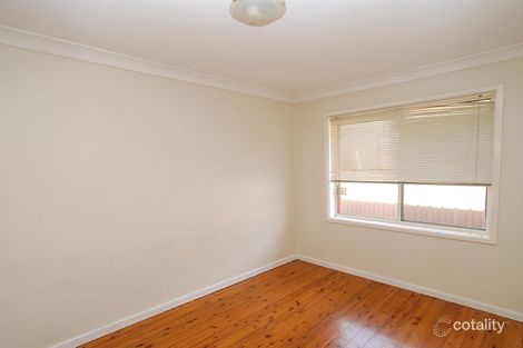 Property photo of 2/57 Lake Entrance Road Warilla NSW 2528