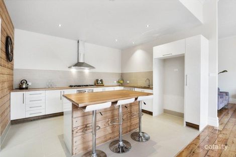 Property photo of 4 Robertson Street Colac VIC 3250