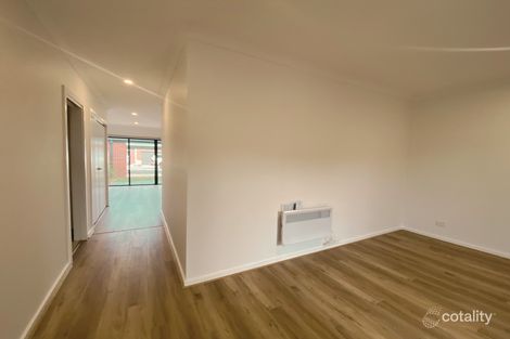 Property photo of 8 Pendower Way Werribee VIC 3030