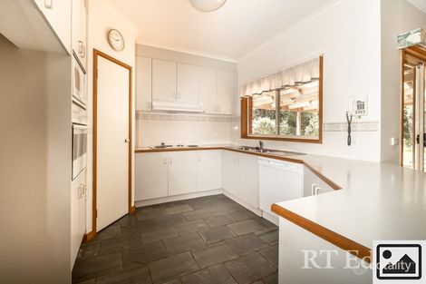 Property photo of 2 Peter Godden Drive Woodend VIC 3442