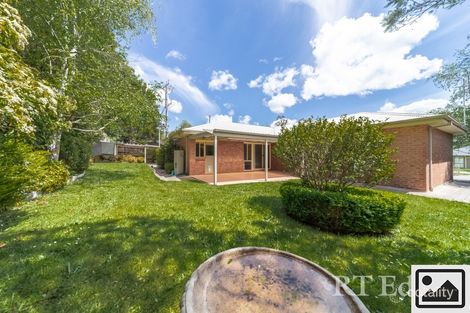 Property photo of 2 Peter Godden Drive Woodend VIC 3442
