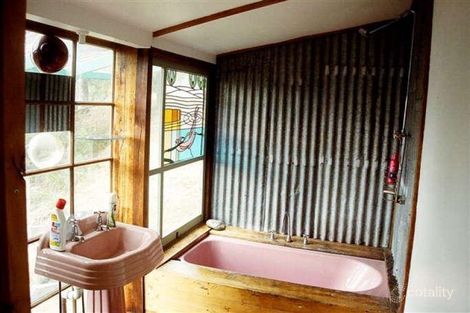 Property photo of 11 Albert Street Eaglehawk Neck TAS 7179