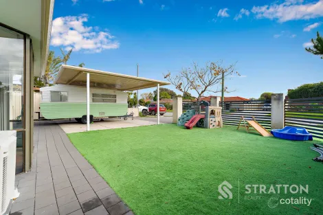 Property photo of 4B Currawong Way Thornlie WA 6108