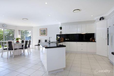 Property photo of 14 Evesham Court Norwest NSW 2153