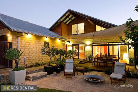 60 Zenobia St, Palmyra, WA 6157