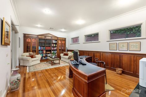 Property photo of 14A Yarradale Road Toorak VIC 3142