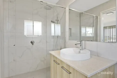 Property photo of 5 Surf Close Old Bar NSW 2430