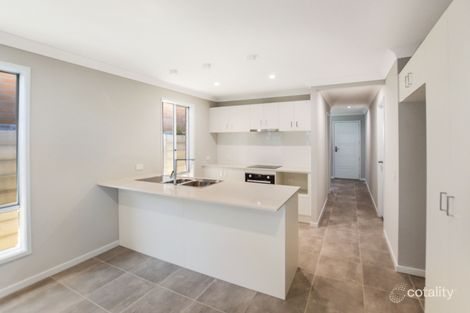 Property photo of 8 Finlayson Street Spring Mountain QLD 4300