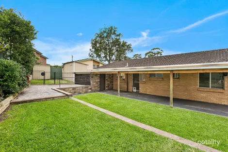 Property photo of 60 Morgan Avenue Mount Warrigal NSW 2528