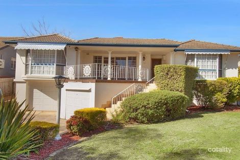 Property photo of 90 Hopetoun Circuit Yarralumla ACT 2600