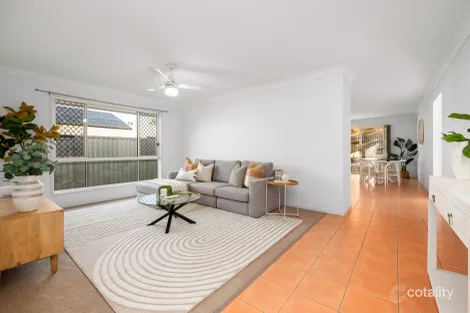 Property photo of 14 Phillips Place Wakerley QLD 4154