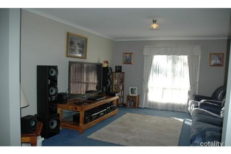 Property photo of 12 Galleon Crescent Sunset Strip VIC 3922