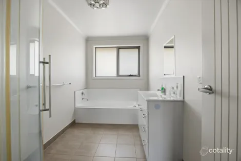 Property photo of 2/80 West Church Street Deloraine TAS 7304