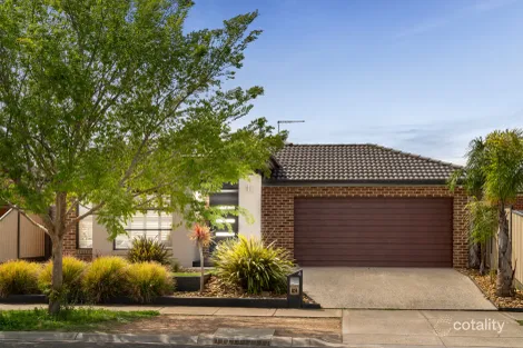 4 Royale Dr, Fraser Rise, VIC 3336