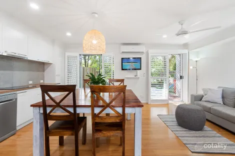 Property photo of 10/1 Beacon Court Sunrise Beach QLD 4567