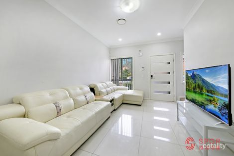 Property photo of 9/51 Cornelia Road Toongabbie NSW 2146