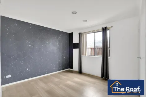 Property photo of 3 Sedge Place Brookfield VIC 3338