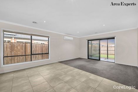 Property photo of 72 Seagrass Crescent Point Cook VIC 3030