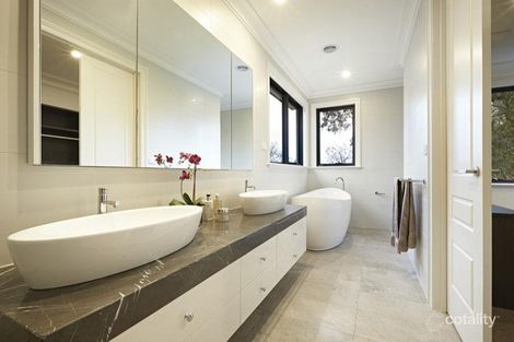 Property photo of 53 Gladstone Street Kew VIC 3101