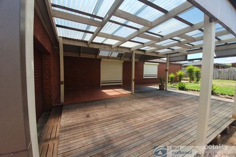 Property photo of 90 Kurrajong Road Narre Warren VIC 3805