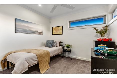 Property photo of 2/30 Isla Avenue Glenroy VIC 3046