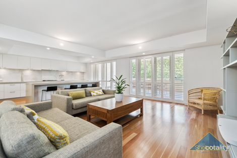 Property photo of 1/5 Bindaring Parade Claremont WA 6010