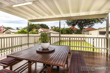 Property photo of 17 Vine Street Mayfield NSW 2304