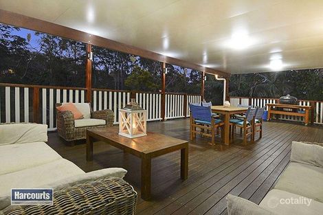 104 Plucks Rd, Arana Hills, QLD 4054