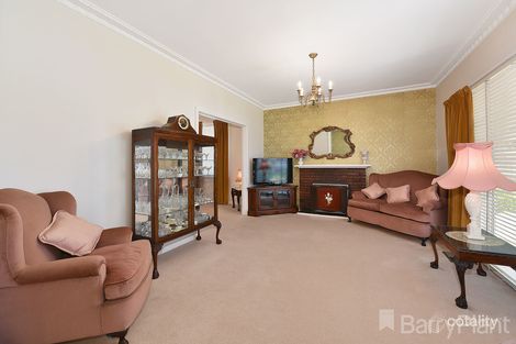 Property photo of 218 Waverley Road Mount Waverley VIC 3149