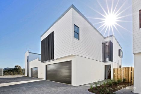 2/4 Roundhouse Pl, Ocean Shores, NSW 2483