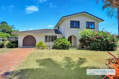 1b Fifth Ave, Woodgate, QLD 4660